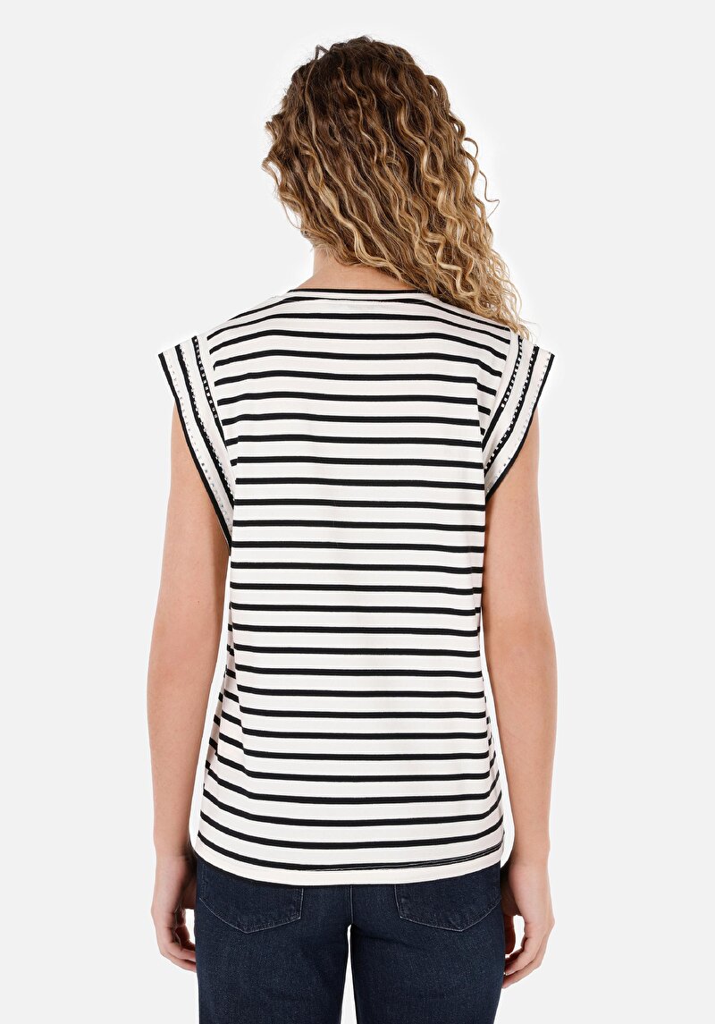 Показати інформацію про Футболка З Коротким Рукавом Жіноча Чорна  Cl1069137