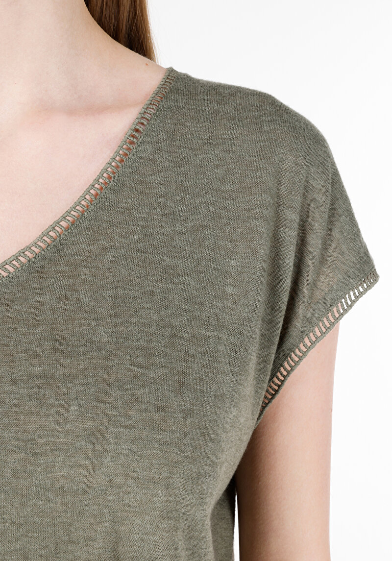 Показати інформацію про Футболка З Коротким Рукавом Жіноча Зелена  Cl1069161