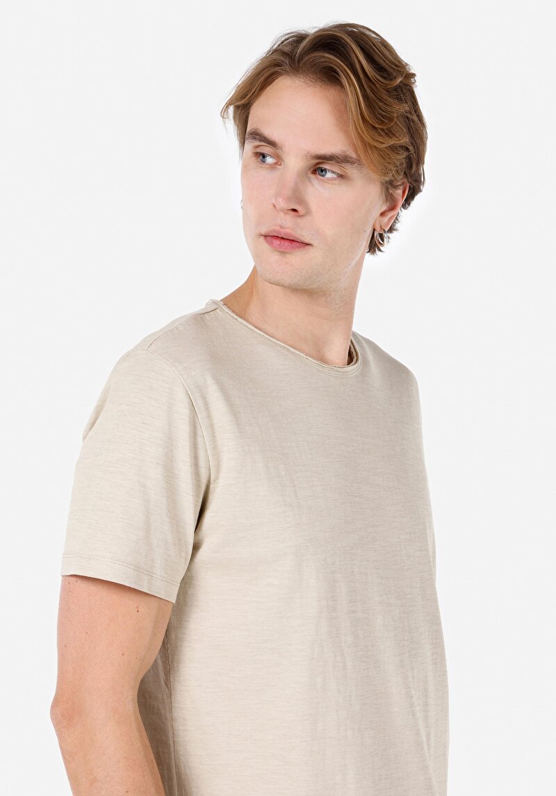 Показати інформацію про Футболка З Коротким Рукавом Чоловіча Бежева  Cl1058580