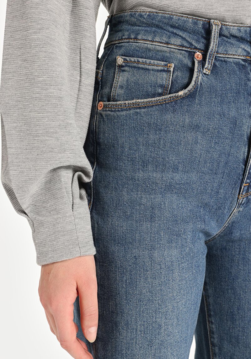 Показати інформацію про 900 Laris Джинси Жіночі Блакитні Класичного Крою Cl1066402