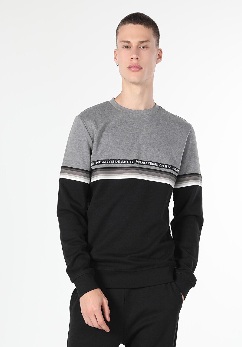 Показати інформацію про Толстовка Чоловіча Чорна  Cl1059893