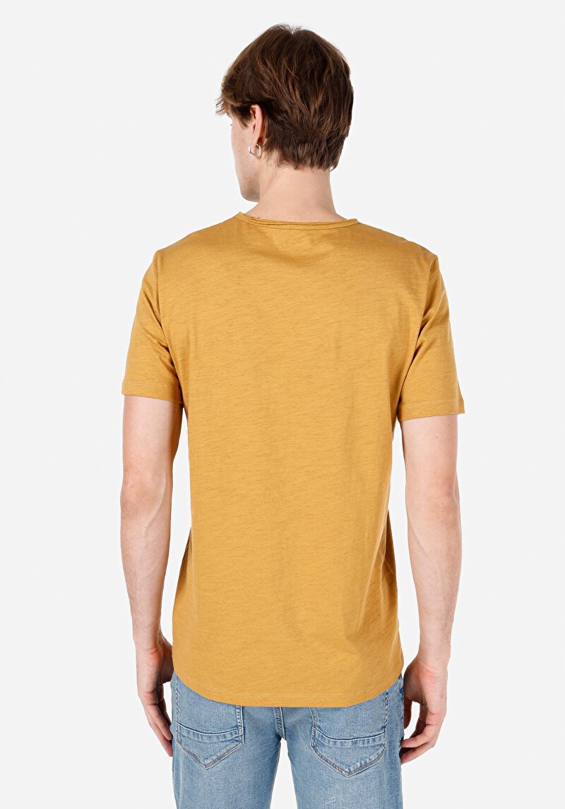 Показати інформацію про Футболка З Коротким Рукавом Чоловіча Жовта  Cl1058584