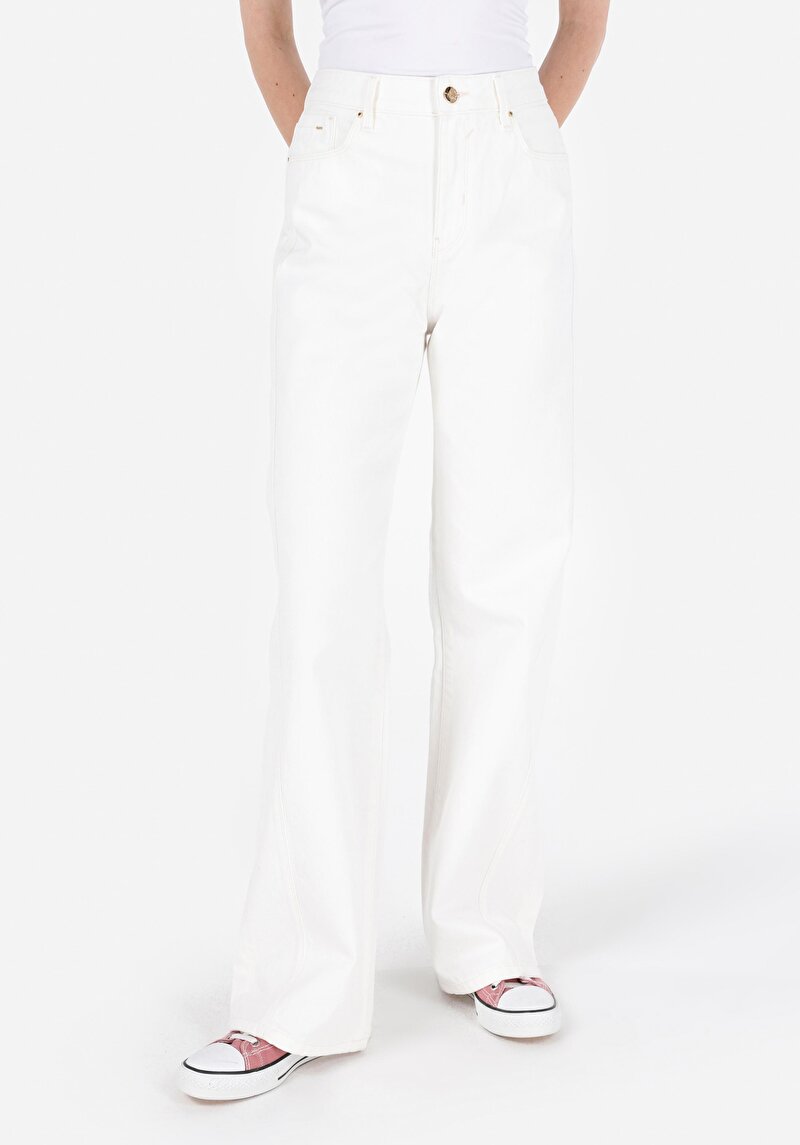 Зображення 975 Ella Джинси Жіночі Білі Класичного Крою Cl1069451