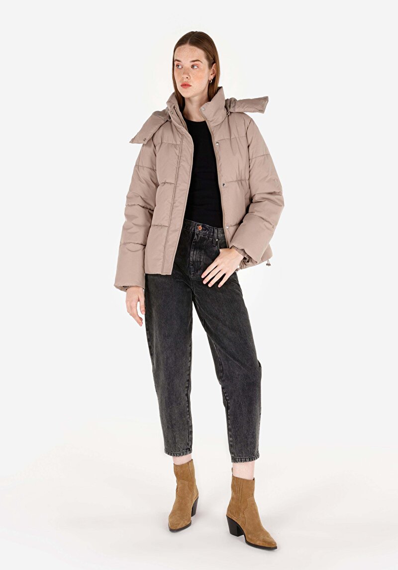 Показати інформацію про Куртка Жіноча Бежева  Cl1070351