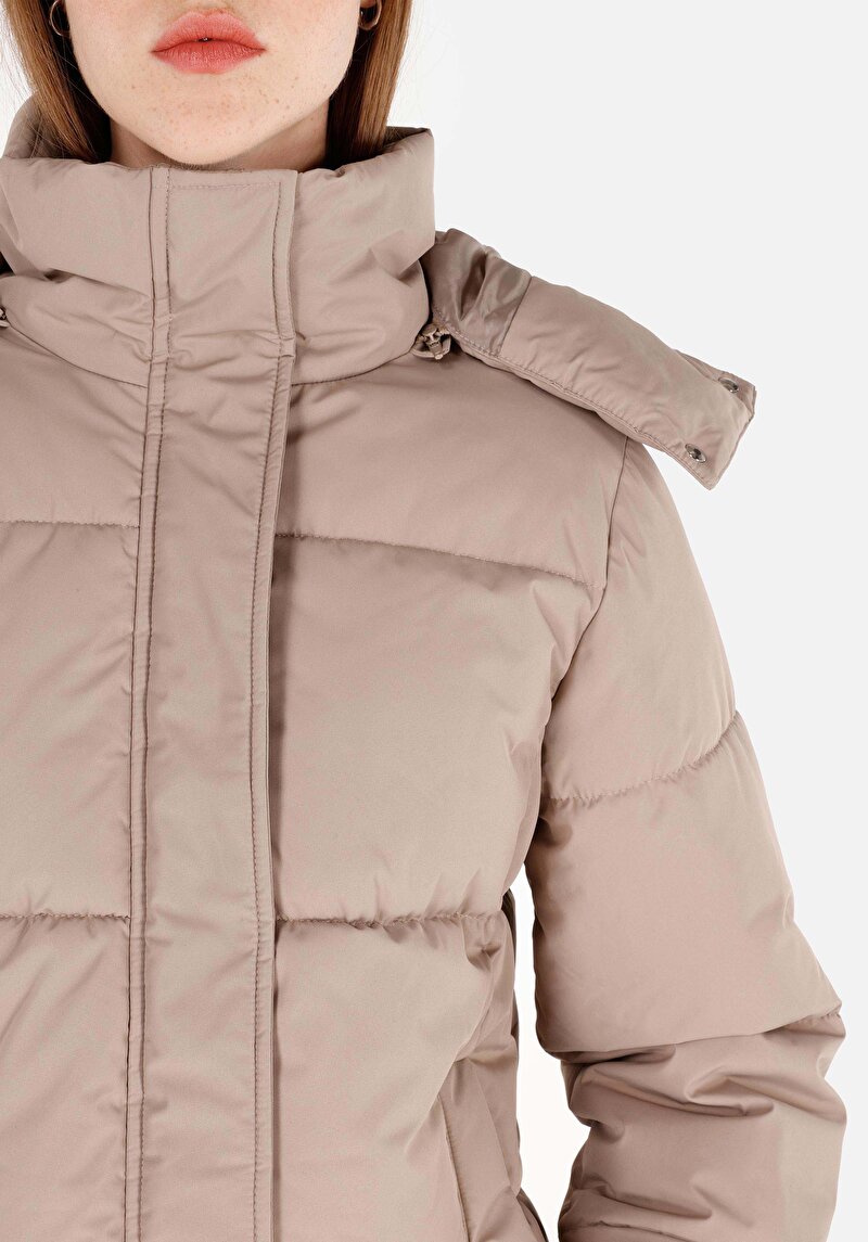 Показати інформацію про Куртка Жіноча Бежева  Cl1070351