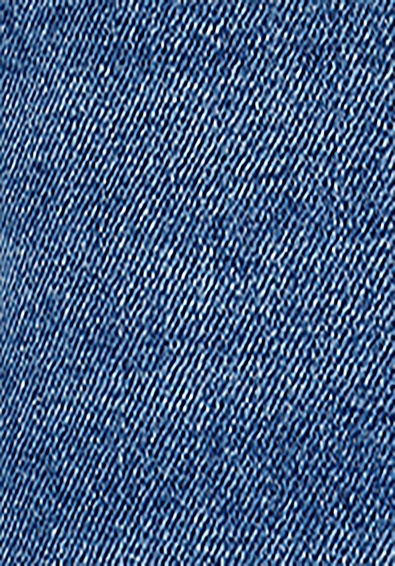 Показати інформацію про Шорти Жіночі Блакитні  Cl1069632