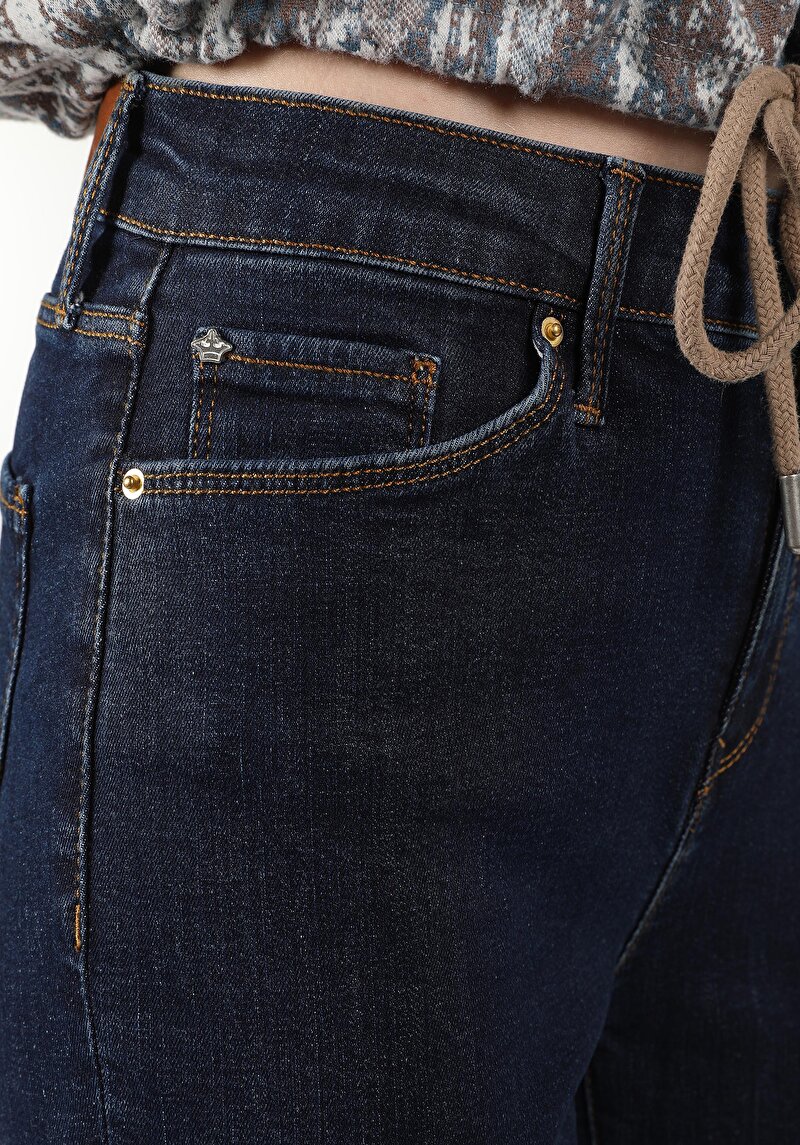 Показати інформацію про 703 Carla Джинси Жіночі  Вузького Крою Cl1056040