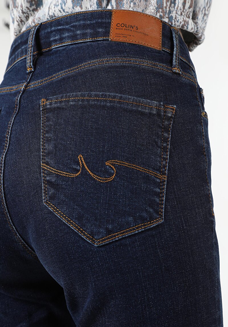 Показати інформацію про 703 Carla Джинси Жіночі  Вузького Крою Cl1056040