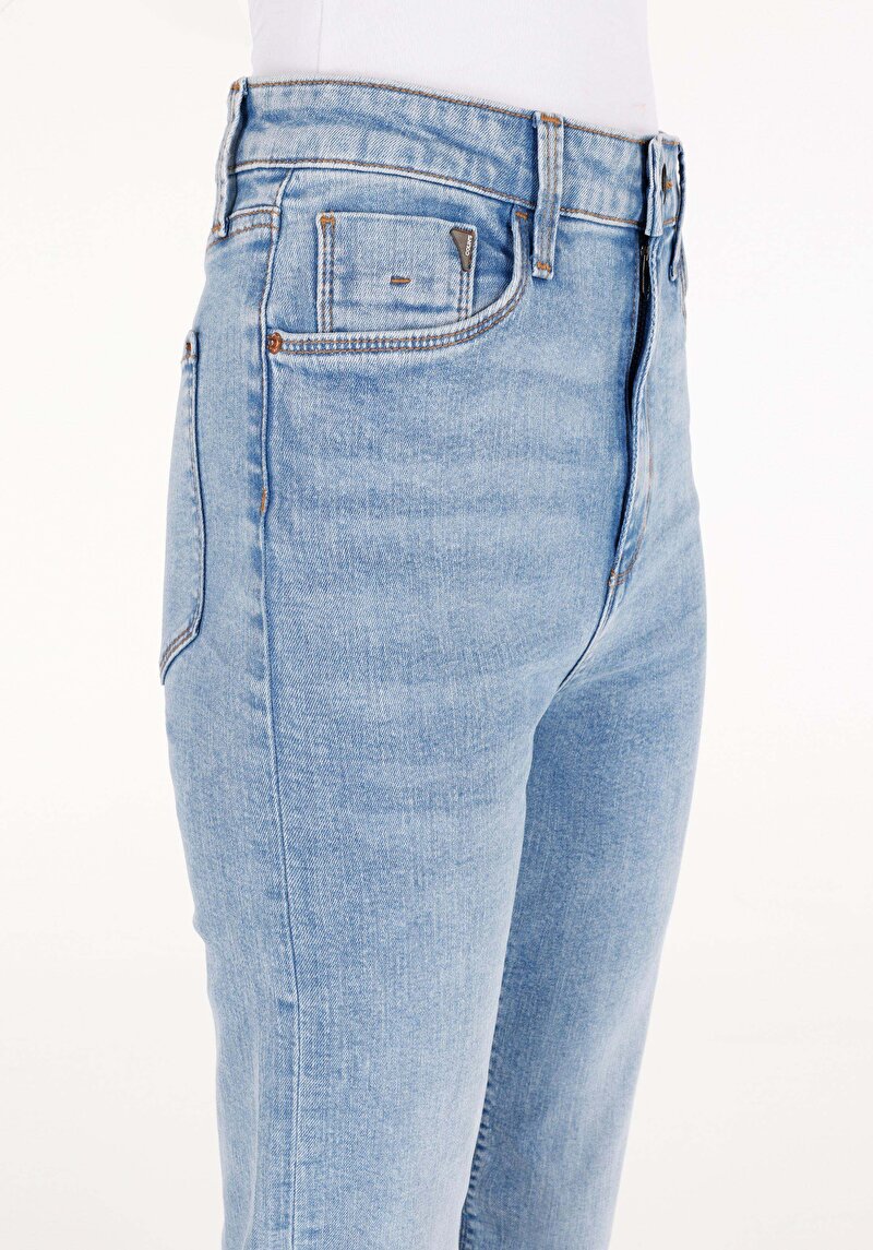 Показати інформацію про 791 Monica Джинси Жіночі Блакитні Класичного Крою Cl1070667