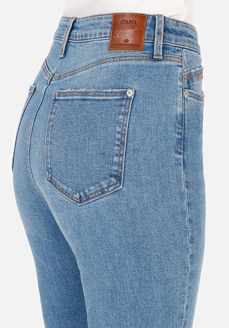 Показати інформацію про 792 Mila Джинси Жіночі  Класичного Крою Cl1070668