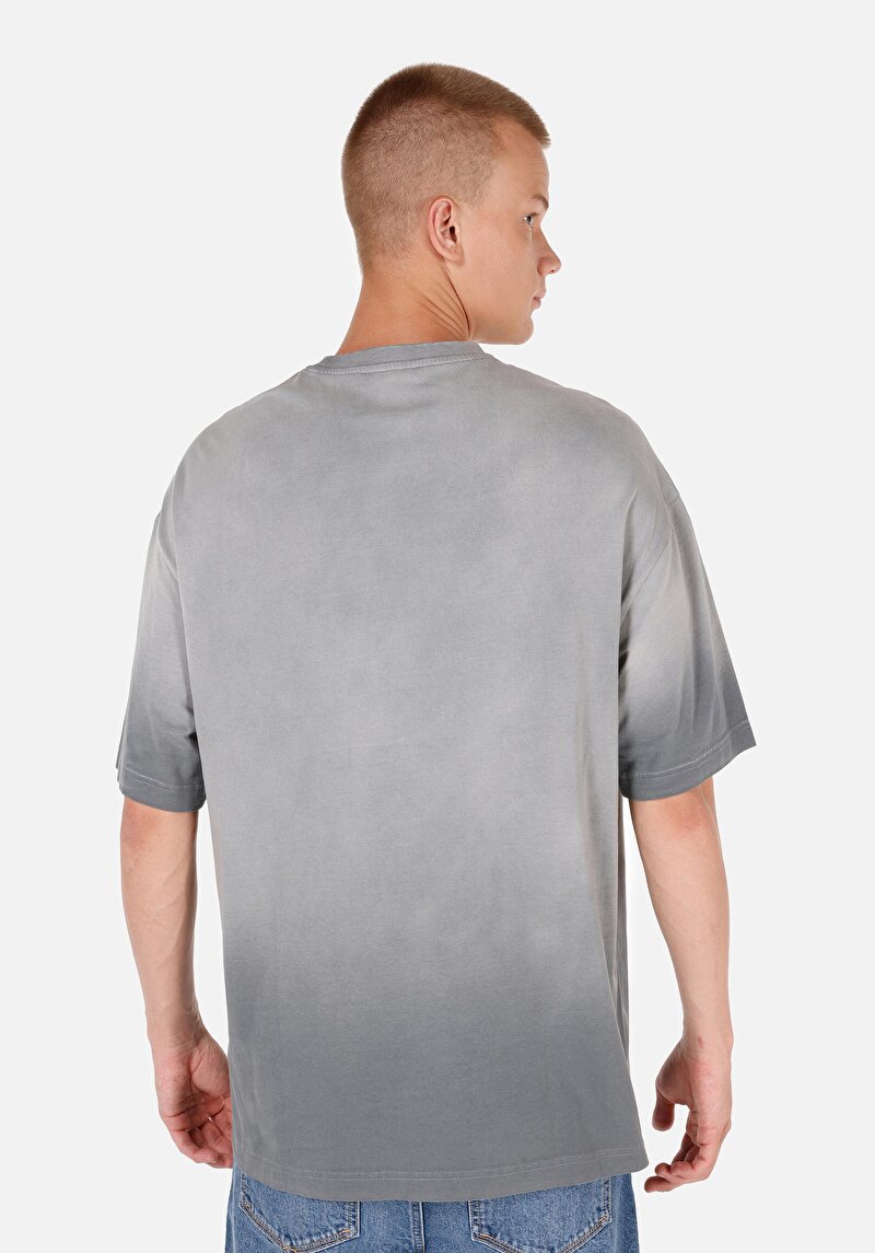 Показати інформацію про Футболка З Коротким Рукавом Чоловіча Сіра  Cl1070036