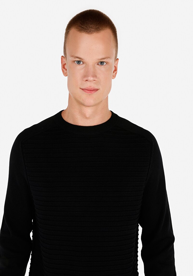 Показати інформацію про Светр Чоловічий Чорний  Cl1064759