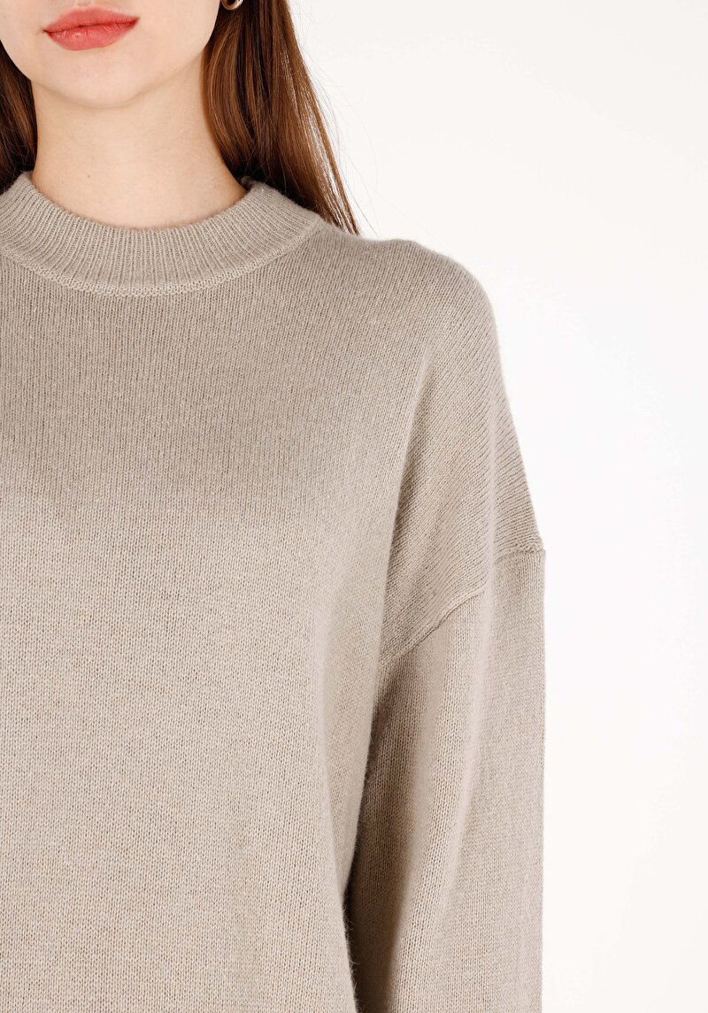 Показати інформацію про Светр Жіночий Зелений  Cl1070209