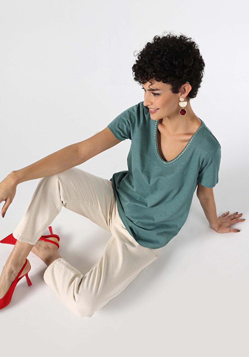 Показати інформацію про Футболка З Коротким Рукавом Жіноча Зелена  Cl1063419