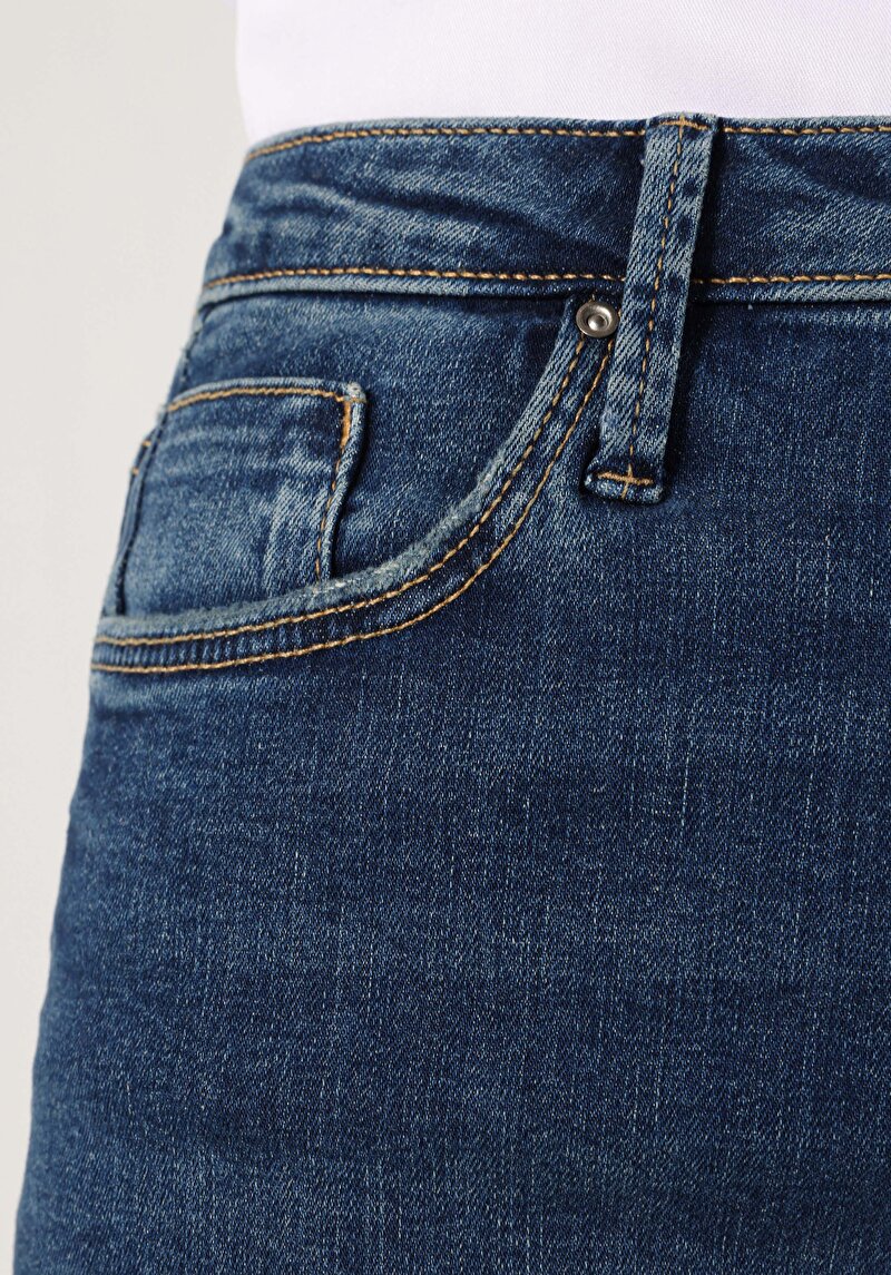 Показати інформацію про 703 Carla Джинси Жіночі Блакитні Вузького Крою Cl1063469