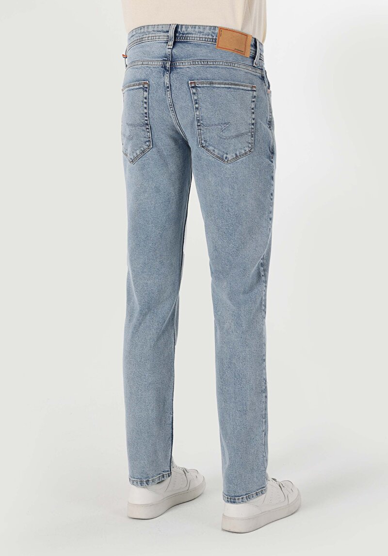 Показати інформацію про 045 David Джинси Чоловічі  Класичного Крою Cl1064390