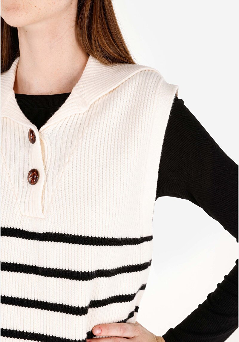 Показати інформацію про Светр Жіночий Бежевий  Cl1070274