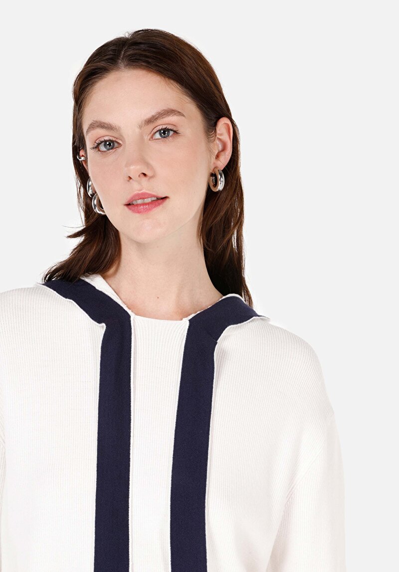 Показати інформацію про Светр Жіночий Білий  Cl1070279