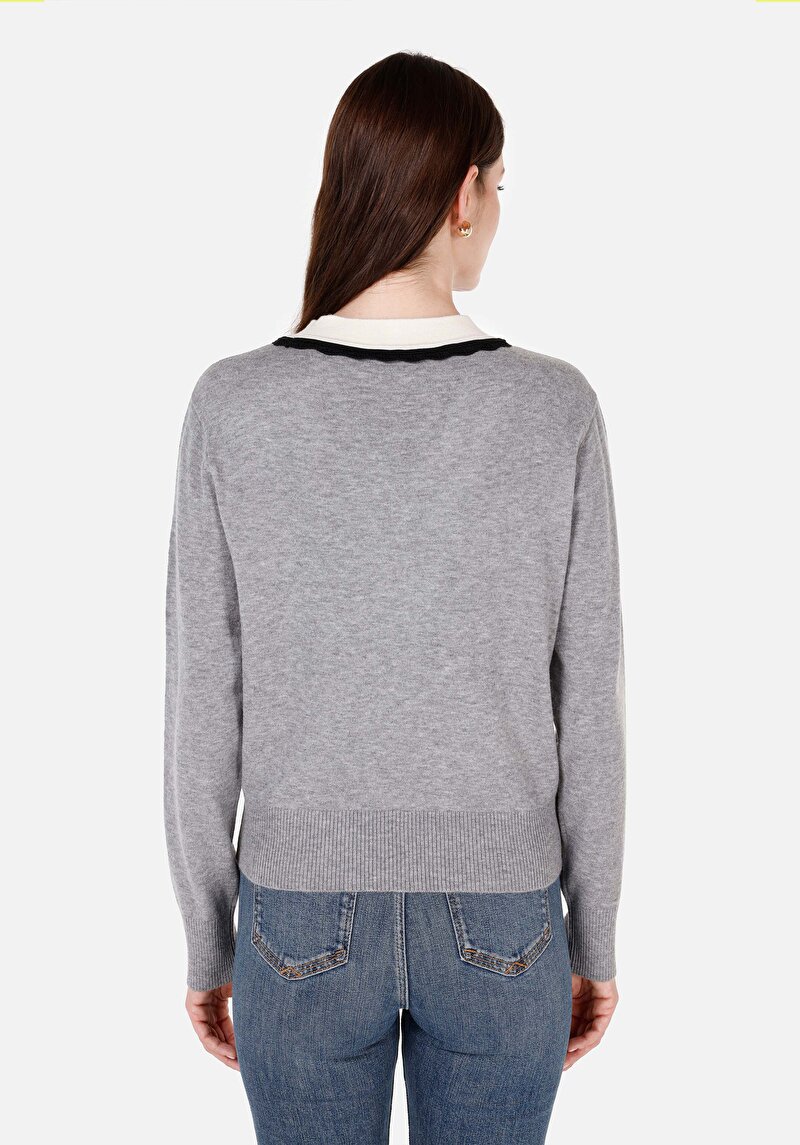 Показати інформацію про Светр Жіночий Сірий  Cl1070282