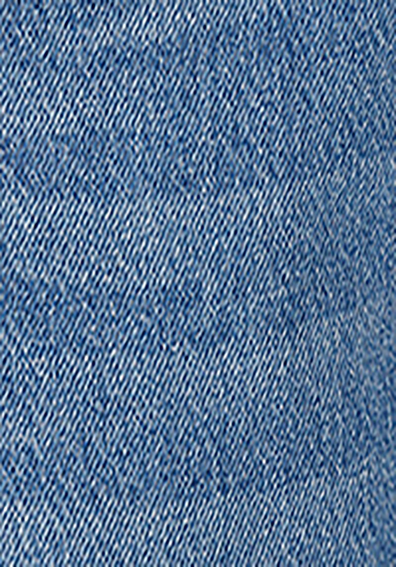 Показати інформацію про 810 Emma Джинси Жіночі Блакитні Вкорочені Cl1068678