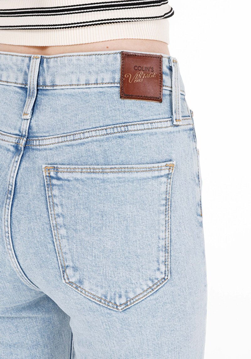 Показати інформацію про 771 Emery Джинси Жіночі Блакитні Класичного Крою Cl1069426