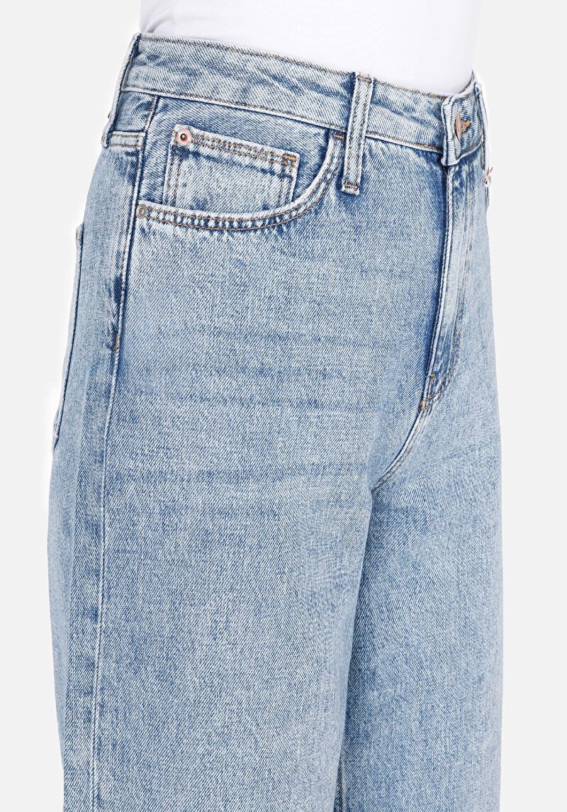 Показати інформацію про 970 Berry Джинси Жіночі Блакитні Класичного Крою Cl1069443