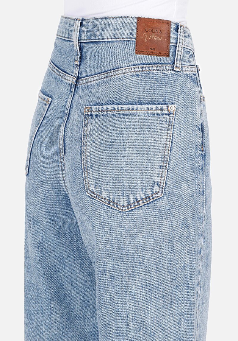 Показати інформацію про 970 Berry Джинси Жіночі Блакитні Класичного Крою Cl1069443