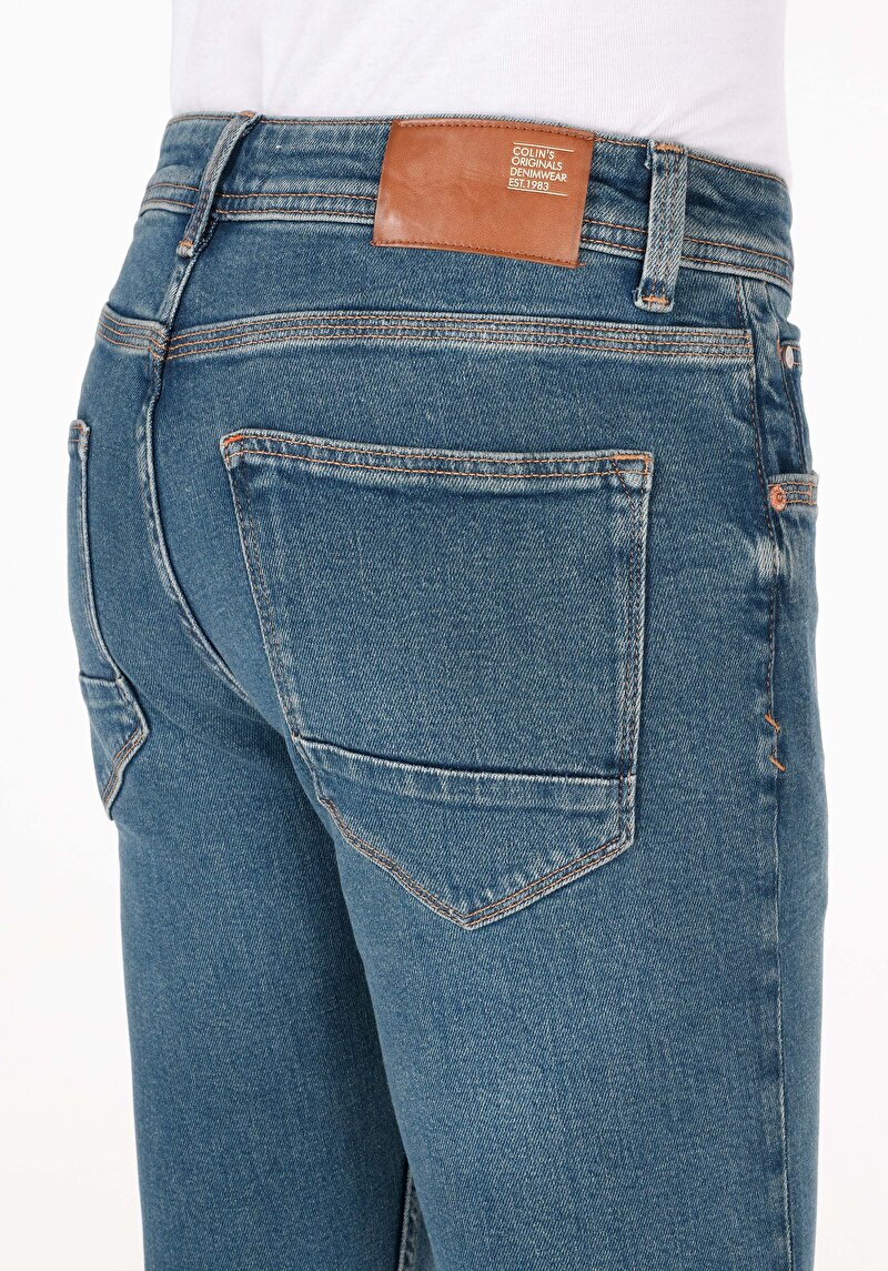 Показати інформацію про 044 Karl Джинси Чоловічі Зелені Прямого Крою Cl1070603