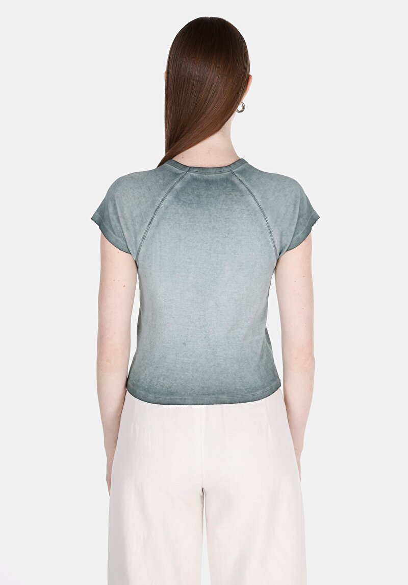 Показати інформацію про Футболка З Коротким Рукавом Жіноча Зелена  Cl1074580