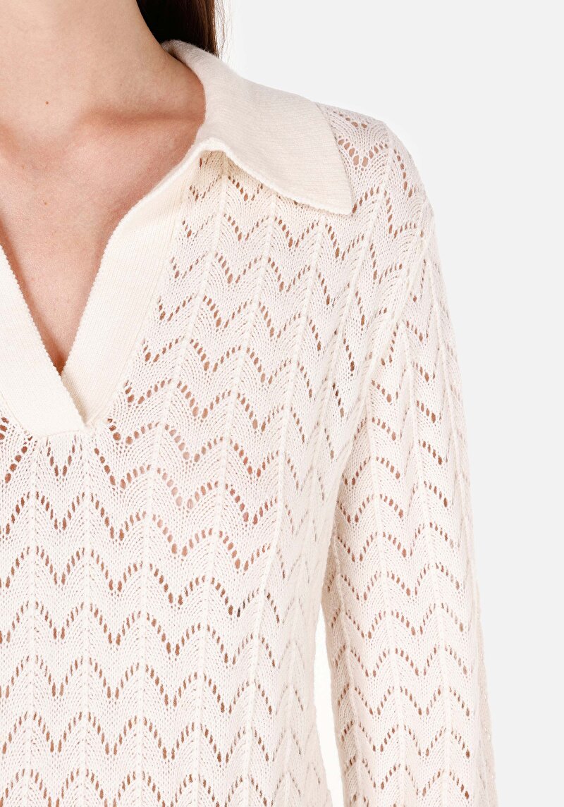 Показати інформацію про Светр Жіночий Білий  Cl1070881