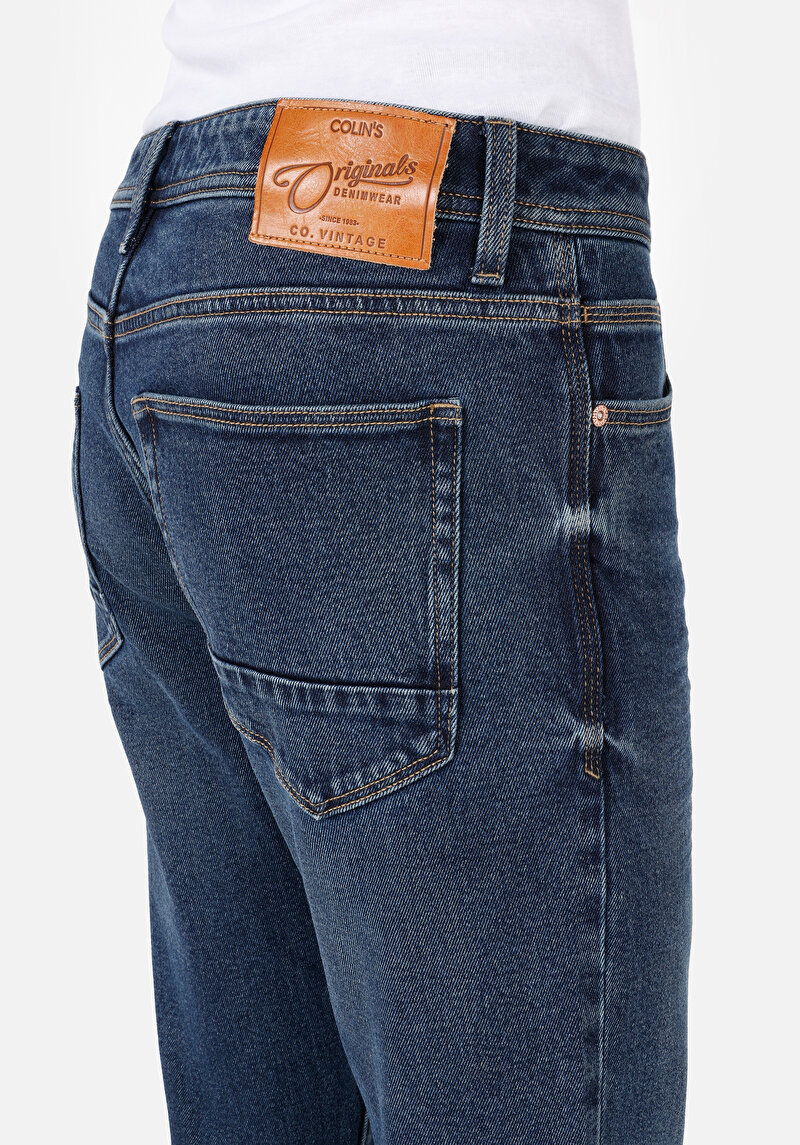 Показати інформацію про 045 David Джинси Чоловічі Блакитні Класичного Крою Cl1071063