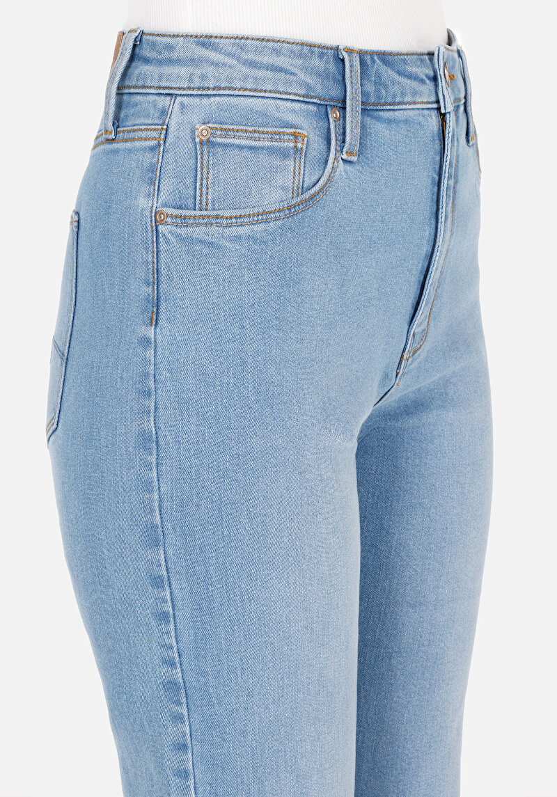 Показати інформацію про 791 Monica Джинси Жіночі Блакитні Класичного Крою Cl1071324