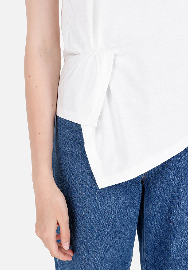 Показати інформацію про Футболка З Коротким Рукавом Жіноча Біла  Cl1071941