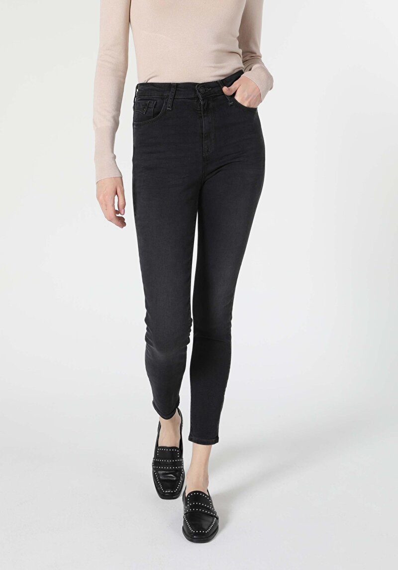 Показати інформацію про 760 Diana Джинси Жіночі Чорні Супер Вузького Крою Cl1056572