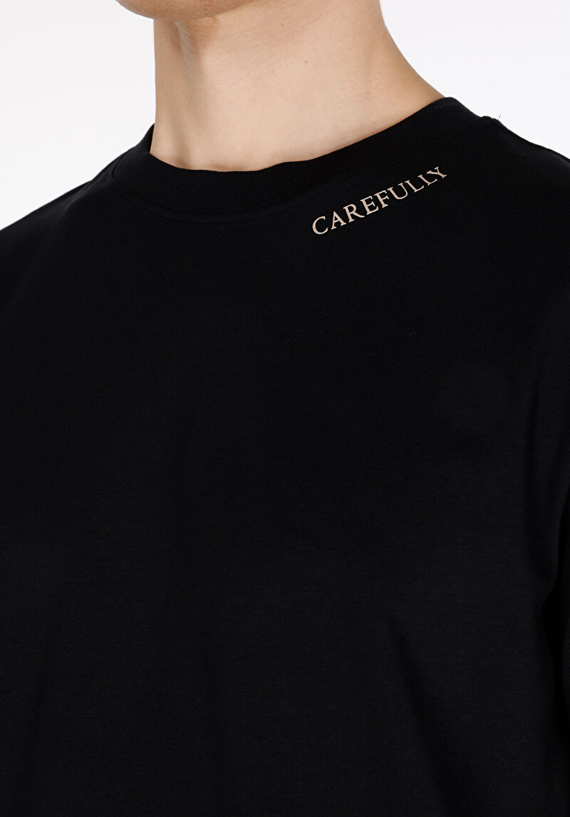 Показати інформацію про Футболка З Коротким Рукавом Чоловіча Чорна  Cl1072987