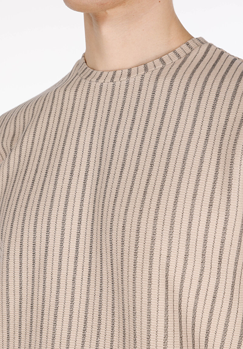 Показати інформацію про Футболка З Коротким Рукавом Чоловіча Бежева  Cl1074141