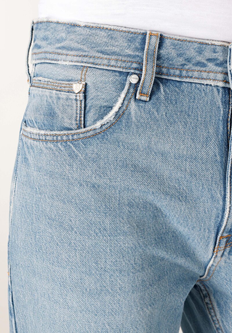 Показати інформацію про 045 David Джинси Чоловічі Блакитні Класичного Крою Cl1064387