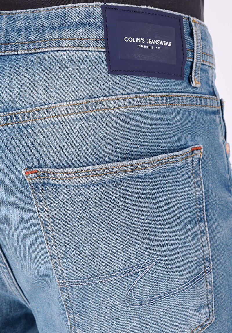 Показати інформацію про 045 David Джинси Чоловічі Блакитні Класичного Крою Cl1064397