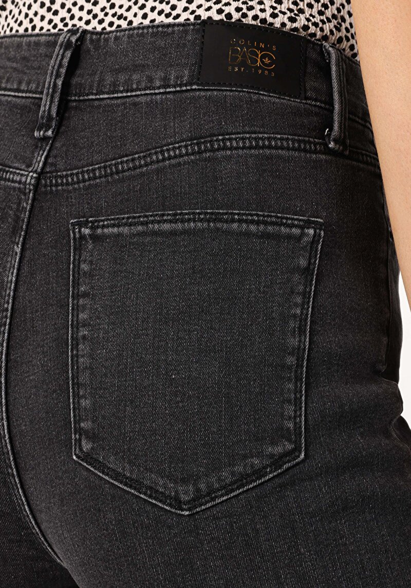 Показати інформацію про 792 Mila Джинси Жіночі  Класичного Крою Cl1064515