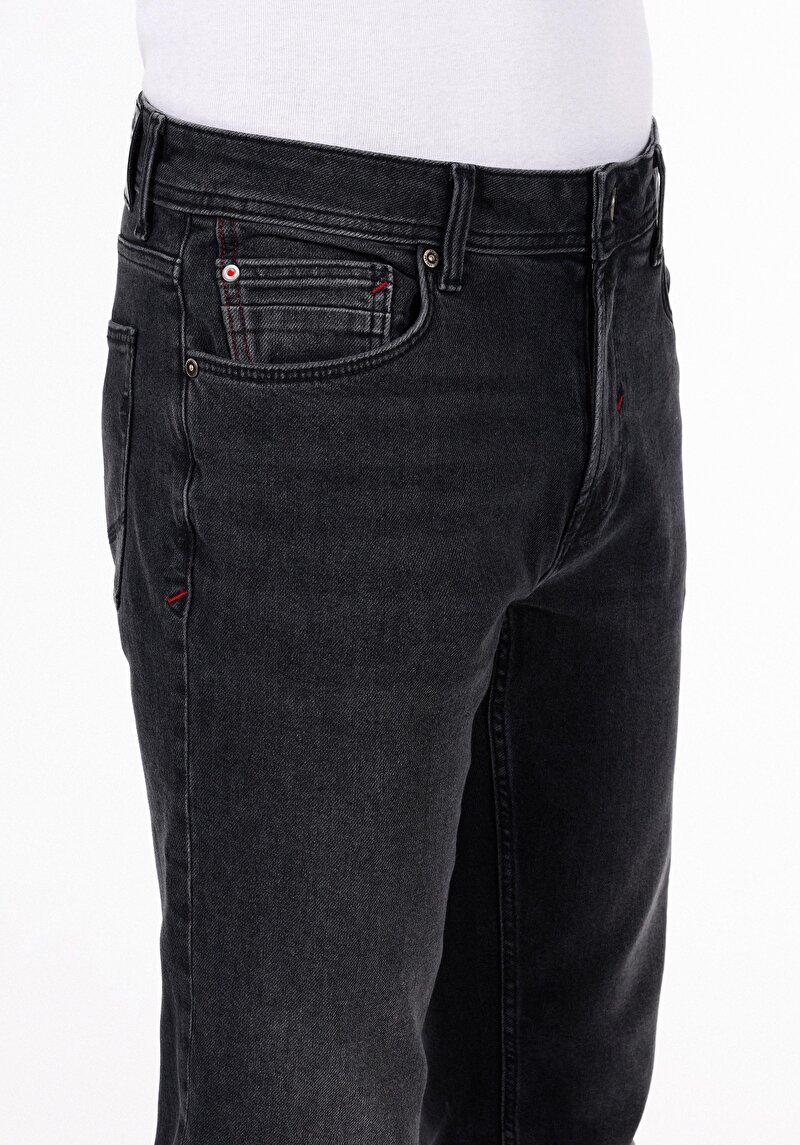 Показати інформацію про 045 David Джинси Чоловічі Чорні Класичного Крою Cl1072234