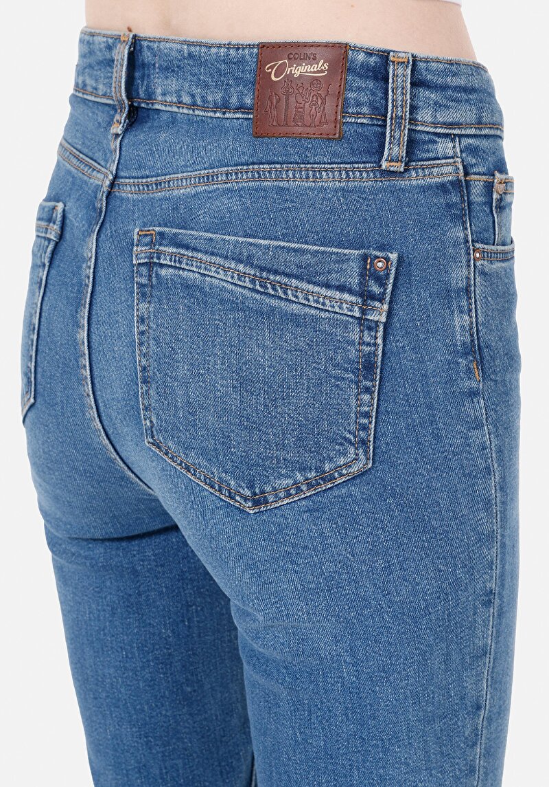 Показати інформацію про 703 Carla Джинси Жіночі Блакитні Вузького Крою Cl1072254