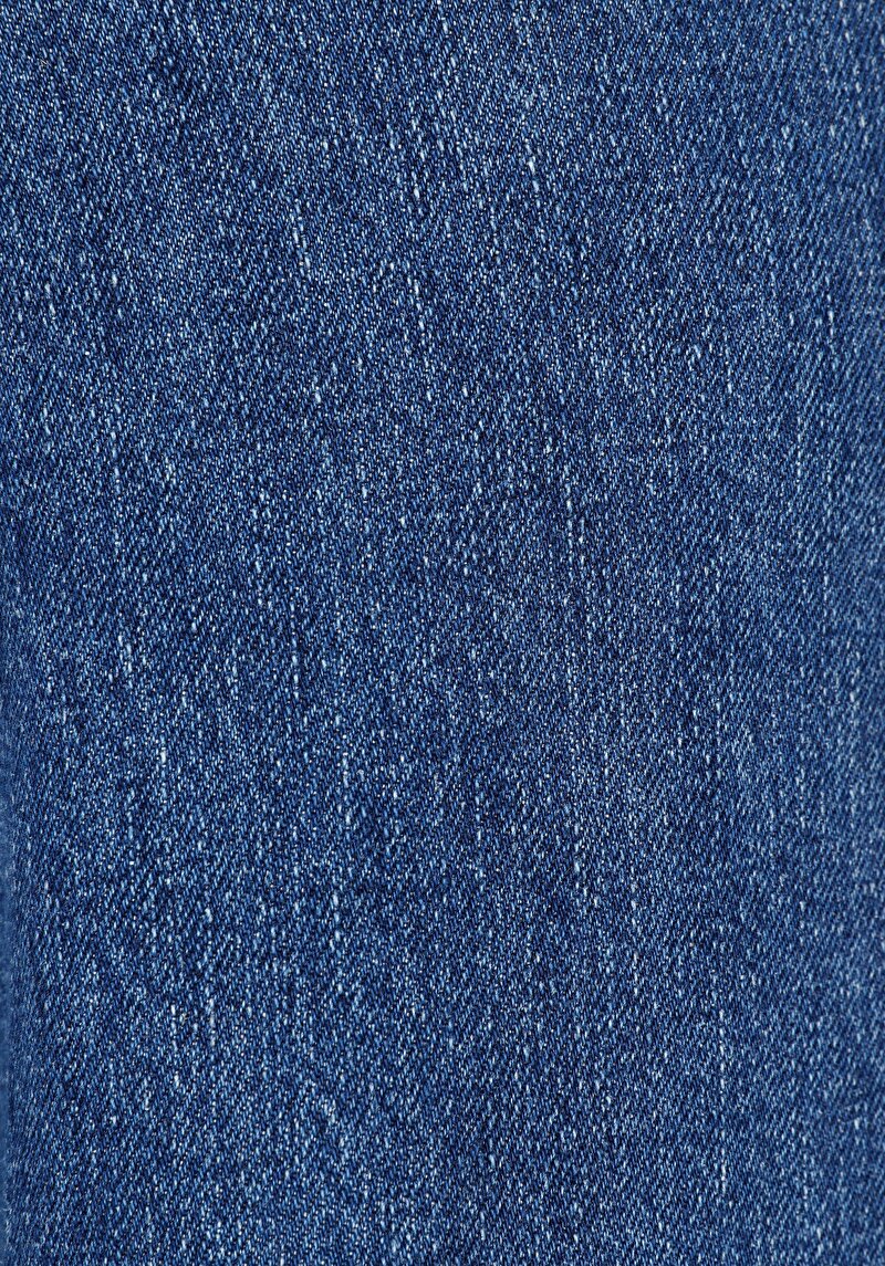 Показати інформацію про 970 Berry Джинси Жіночі Блакитні Класичного Крою Cl1072266