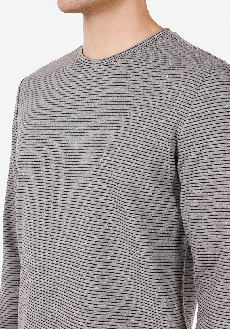 Показати інформацію про Футболка З Довгим Рукавом Чоловіча Сіра  Cl1072310