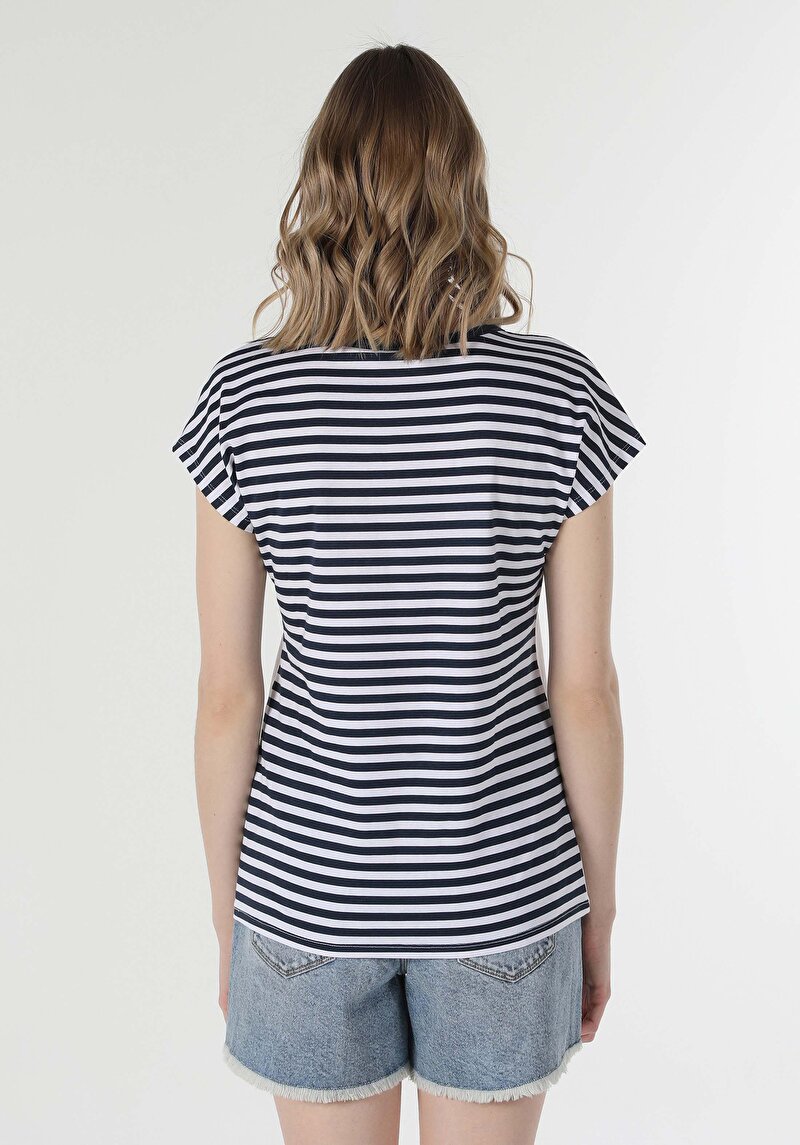 Показати інформацію про Футболка З Коротким Рукавом Жіноча Біла  Cl1058923