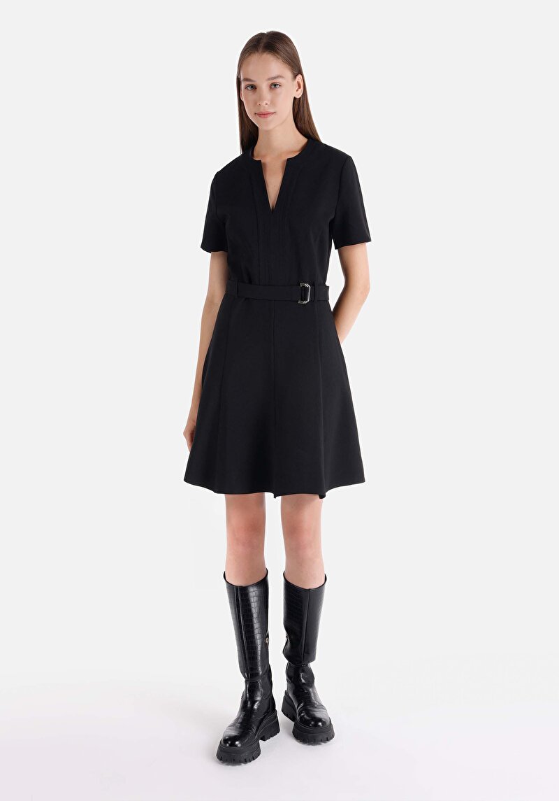 Показати інформацію про Сукня Жіноча Чорна  Cl1066444