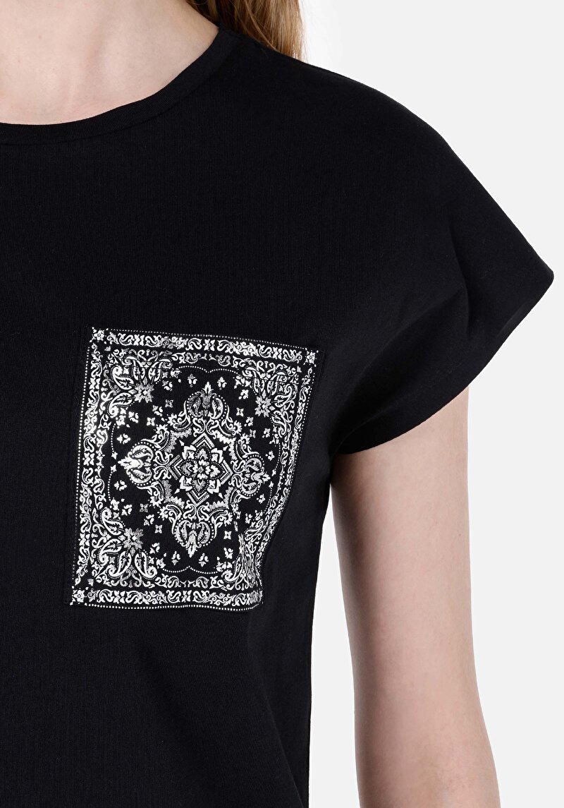 Показати інформацію про Футболка З Коротким Рукавом Жіноча Чорна  Cl1068579