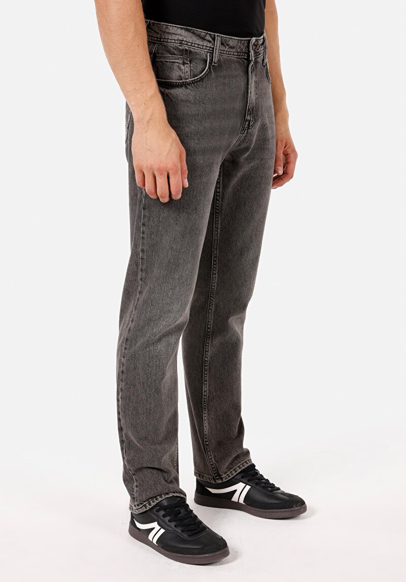 Показати інформацію про 045 David Джинси Чоловічі  Класичного Крою Cl1071307