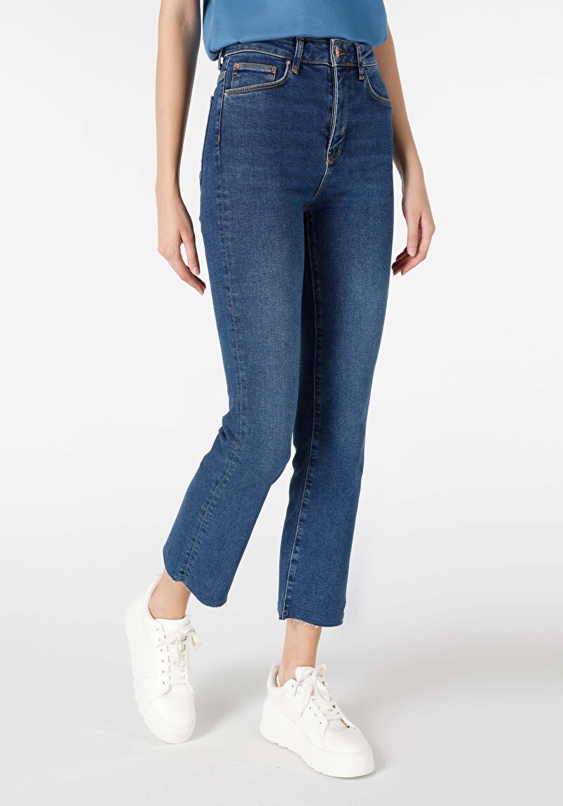 Показати інформацію про 771 Emery Джинси Жіночі  Класичного Крою Cl1066481