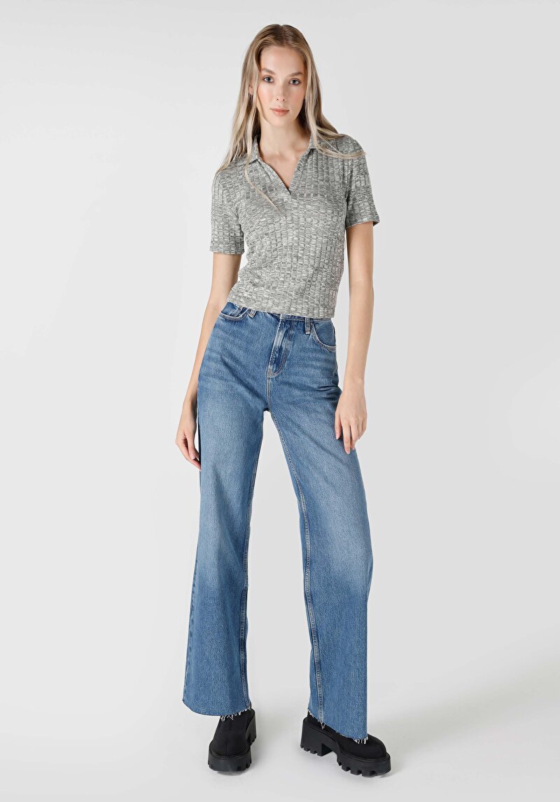 Показати інформацію про Футболка З Коротким Рукавом Жіноча Сіра  Cl1065185