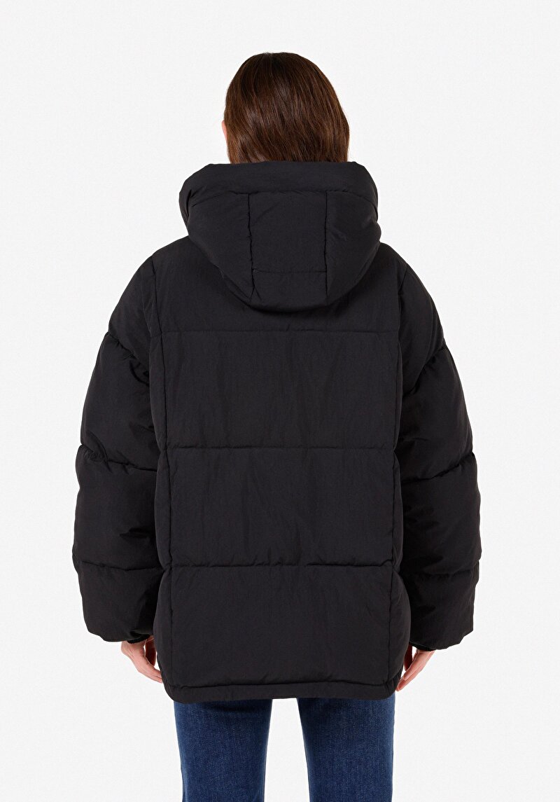 Показати інформацію про Куртка Жіноча Чорна  Cl1070367